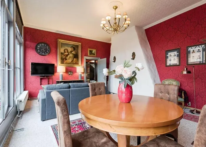 Old Town View In With Sauna Appartement *