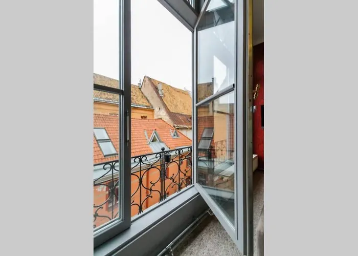 Old Town View In With Sauna Apartment