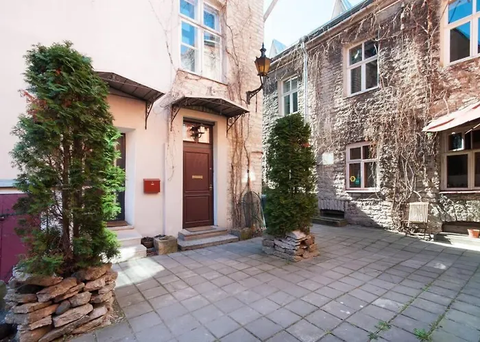 Old Town View In With Sauna Apartment *